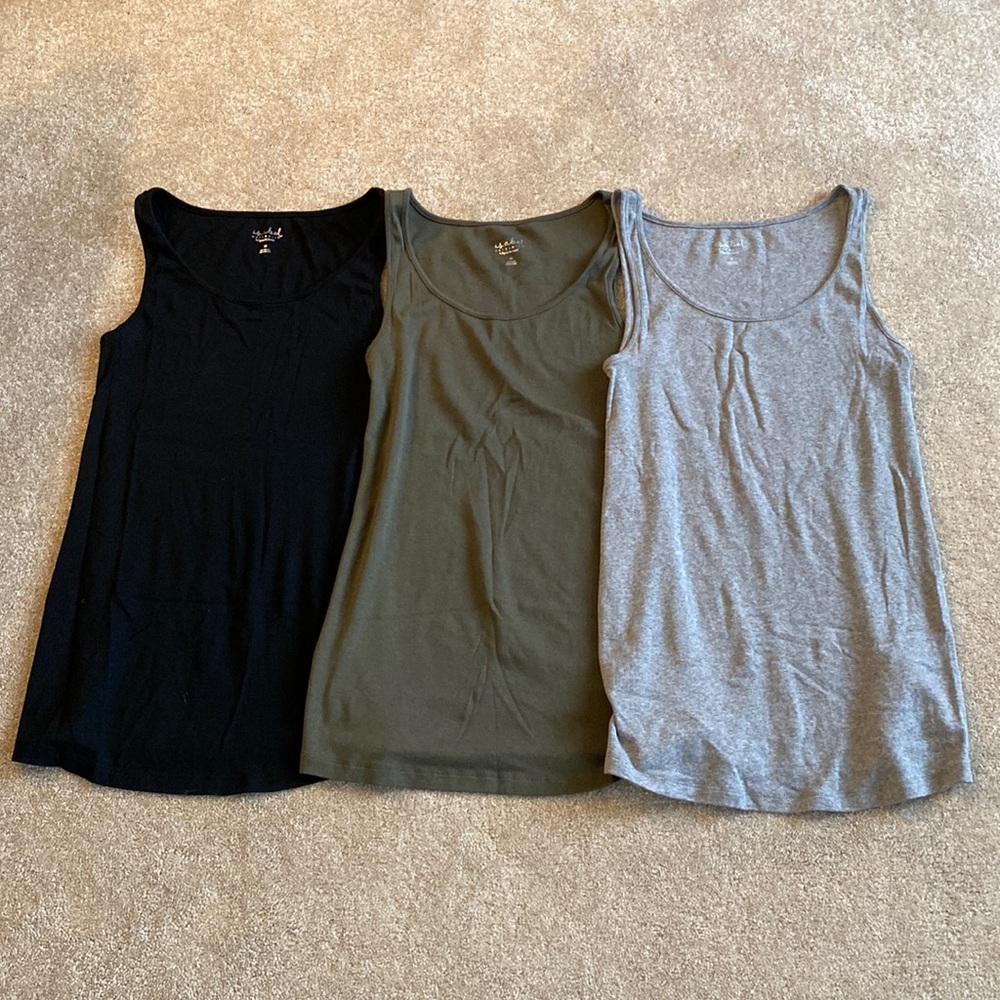 Gently used Isabel Maternity tanks